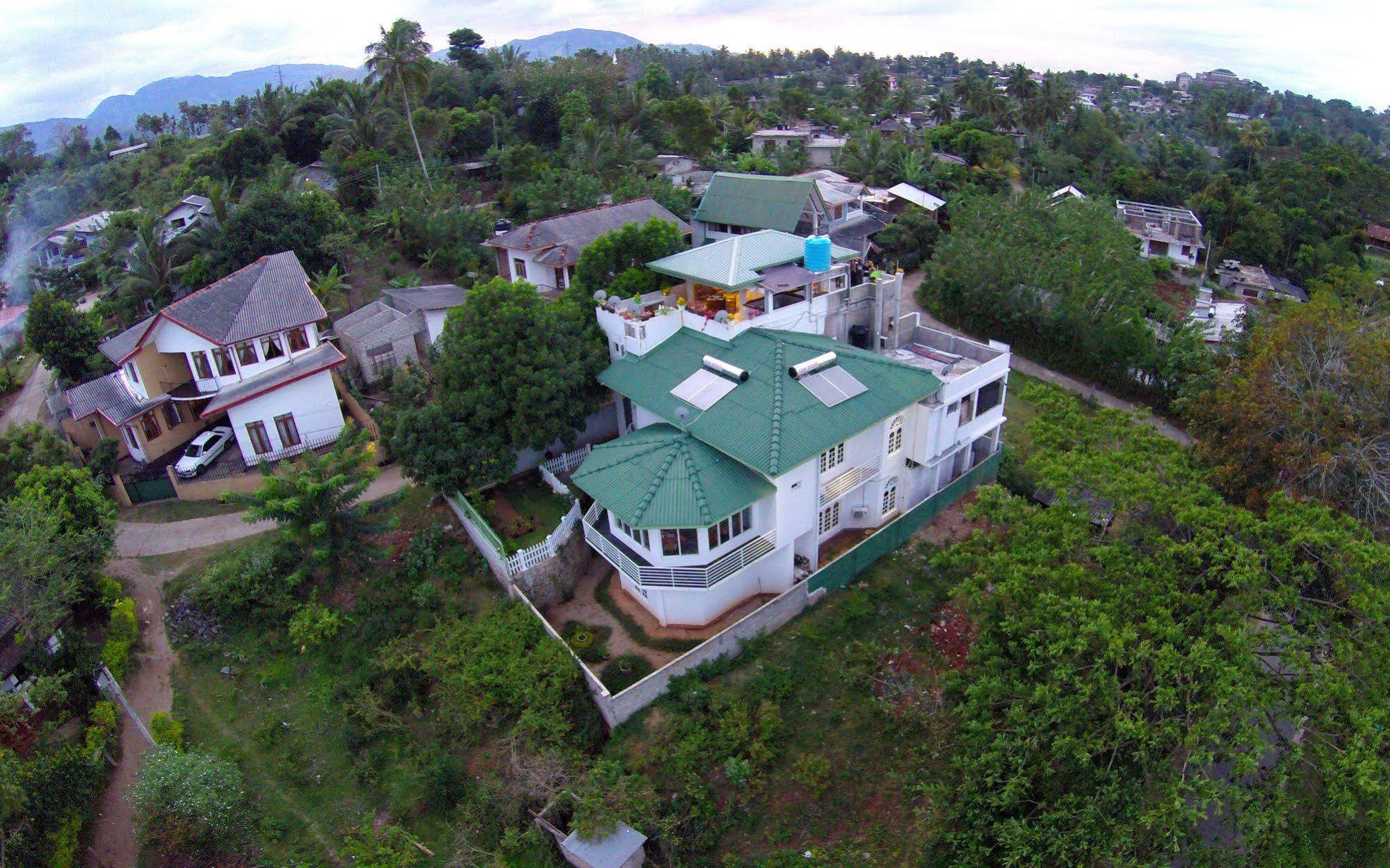 Winter Villa Kandy Exteriör bild